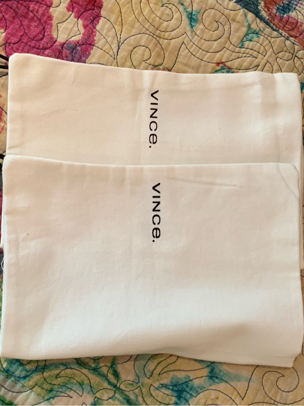 🌼VINCE🌼ACCESSORY/DUST BAGS. 2 BAGS. NWOT.EXCELLENT CONDITION! - Picture 2 of 5